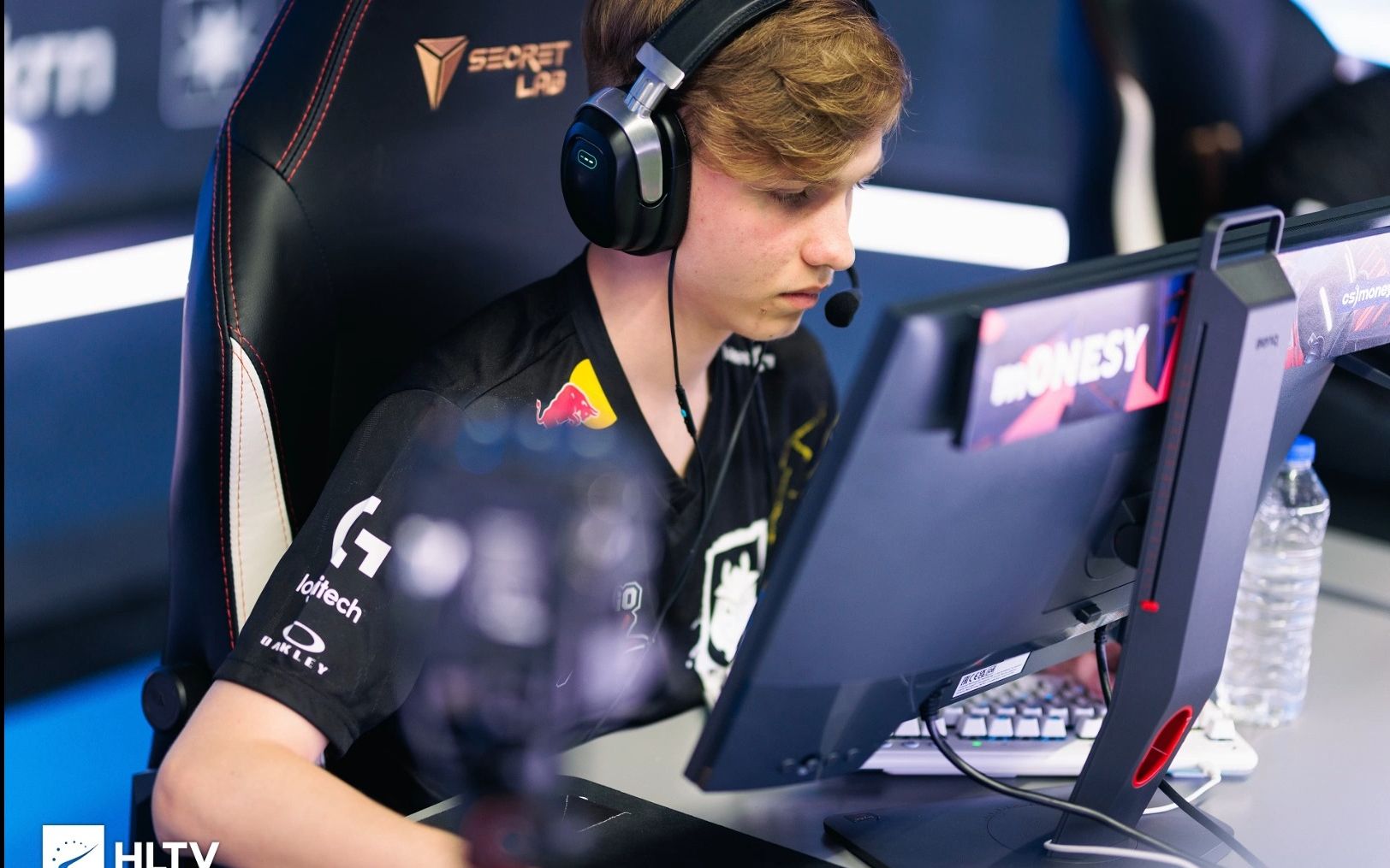 时刻做出正 时刻做出正